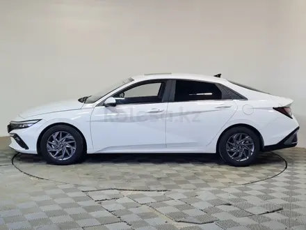 Hyundai Elantra 2023 года за 8 070 000 тг. в Алматы – фото 8