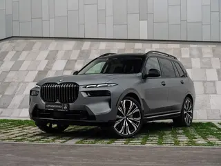 BMW X7, 2023