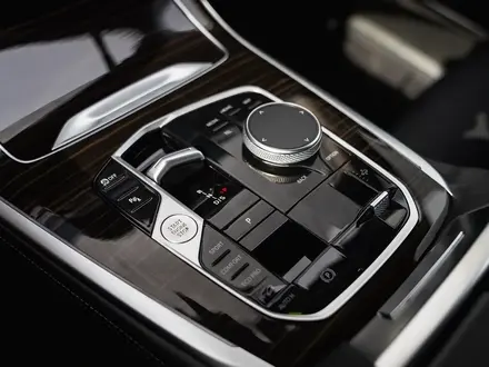 BMW X7 2023 года за 56 000 000 тг. в Астана – фото 33