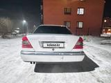 Mercedes-Benz C 220 1994 годаfor900 000 тг. в Астана – фото 2