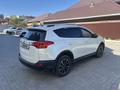 Toyota RAV4 2015 года за 10 500 000 тг. в Уральск – фото 4