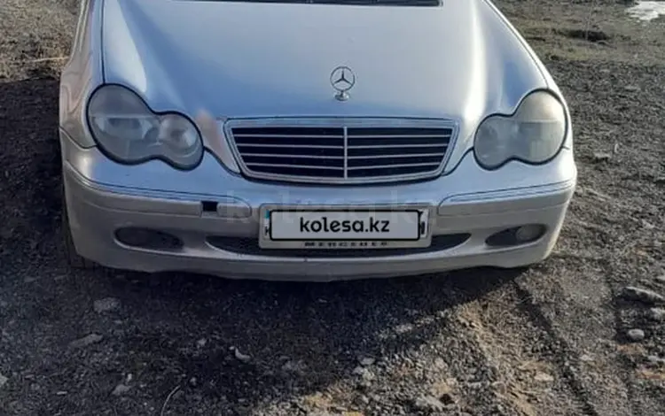 Mercedes-Benz C 200 2002 года за 2 800 000 тг. в Актобе