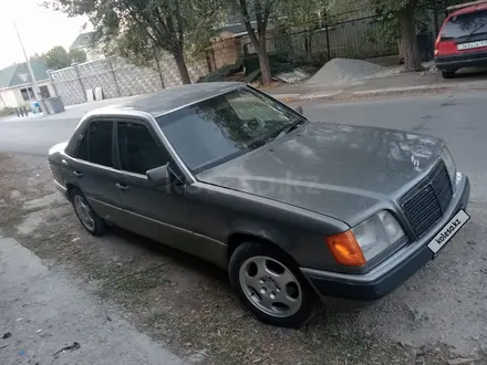 Mercedes-Benz E 250 1992 года за 1 800 000 тг. в Шымкент – фото 3