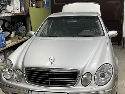 Mercedes-Benz E 320 2003 года за 5 500 000 тг. в Жетысай