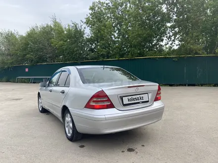 Mercedes-Benz C 180 2000 года за 2 800 000 тг. в Актобе – фото 4