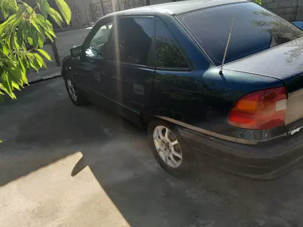 Opel Astra 1993 года за 1 350 000 тг. в Шымкент – фото 4