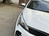 Kia Rio X-Line 2021 года за 8 200 000 тг. в Алматы – фото 5