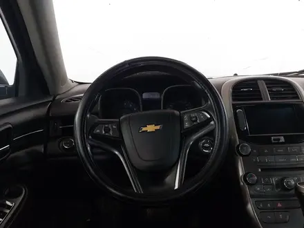 Chevrolet Malibu 2013 года за 3 890 000 тг. в Шымкент – фото 13
