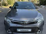 Toyota Camry 2015 года за 9 300 000 тг. в Шымкент