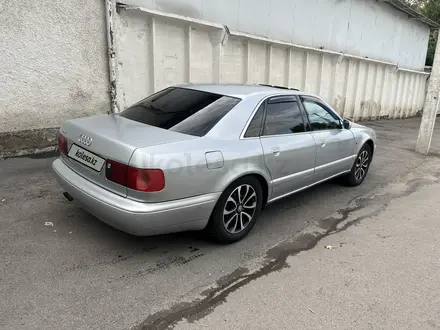 Audi A8 1997 года за 2 500 000 тг. в Алматы – фото 4