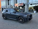 BMW X5 2025 года за 57 000 000 тг. в Астана – фото 2