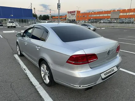 Volkswagen Passat 2011 года за 6 000 000 тг. в Алматы – фото 6