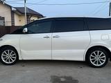 Toyota Estima 2010 года за 5 300 000 тг. в Атырау – фото 3