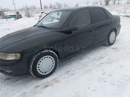 Opel Vectra 1999 года за 2 000 000 тг. в Актобе – фото 2