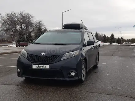 Toyota Sienna 2016 года за 12 000 000 тг. в Талдыкорган – фото 3