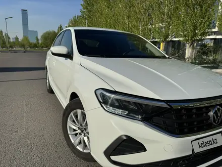 Volkswagen Polo 2020 года за 7 150 000 тг. в Астана