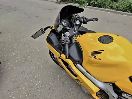 Honda  CBR 600F 2001 года за 2 500 000 тг. в Алматы – фото 4