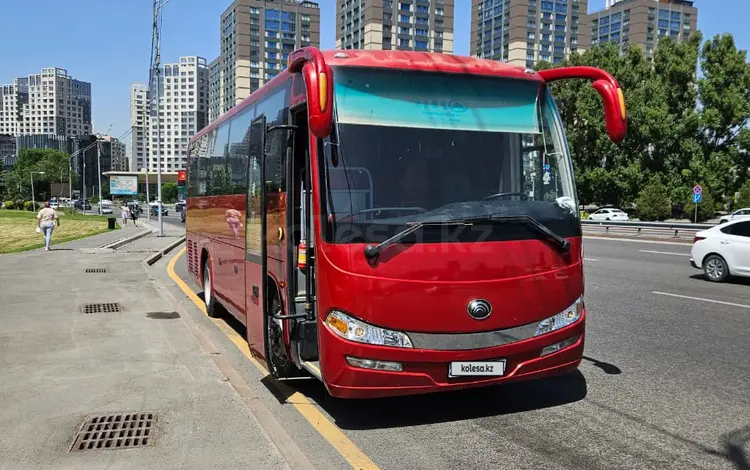 Yutong 2022 года за 26 000 000 тг. в Алматы