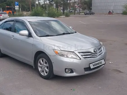 Toyota Camry 2010 года за 7 300 000 тг. в Павлодар