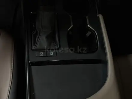 Lexus ES 250 2023 года за 23 500 000 тг. в Алматы – фото 14