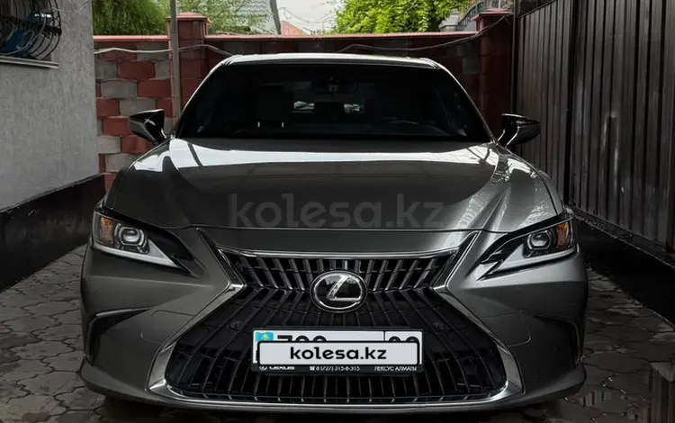 Lexus ES 250 2023 годаүшін23 500 000 тг. в Алматы