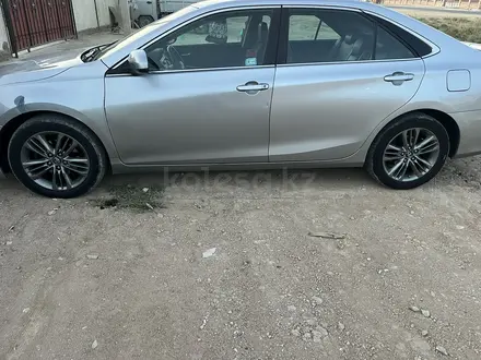 Toyota Camry 2016 года за 5 500 000 тг. в Жанаозен – фото 4