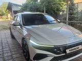 Hyundai Elantra 2024 года за 8 300 000 тг. в Алматы – фото 2