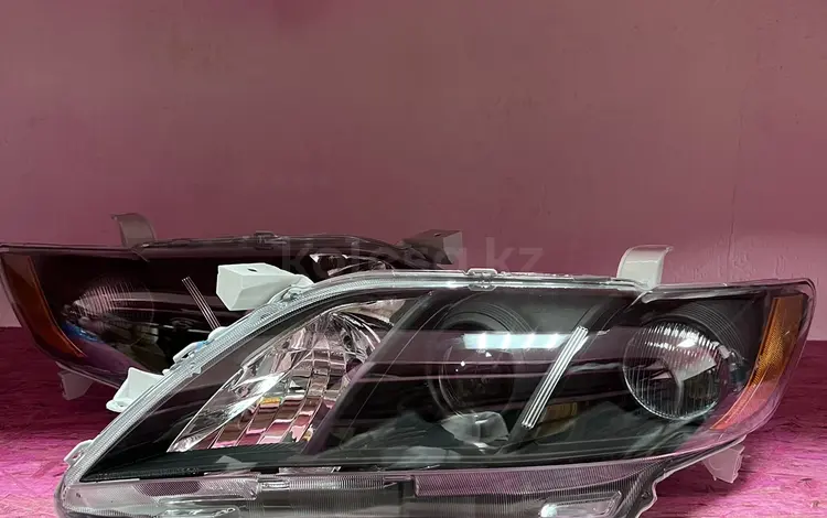 Фара Toyota Camry 40 черный (2006-2009) за 22 000 тг. в Астана