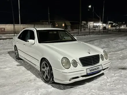 Mercedes-Benz E 320 2001 года за 4 300 000 тг. в Шымкент – фото 5