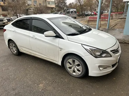 Hyundai Accent 2015 года за 5 000 000 тг. в Актау – фото 2