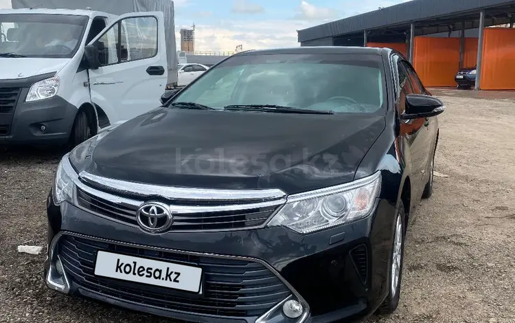 Toyota Camry 2016 года за 10 800 000 тг. в Астана