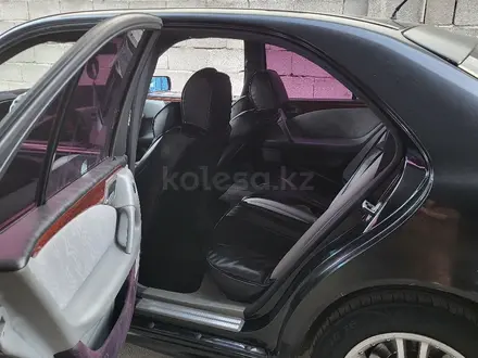 Mercedes-Benz E 320 1996 года за 2 700 000 тг. в Алматы
