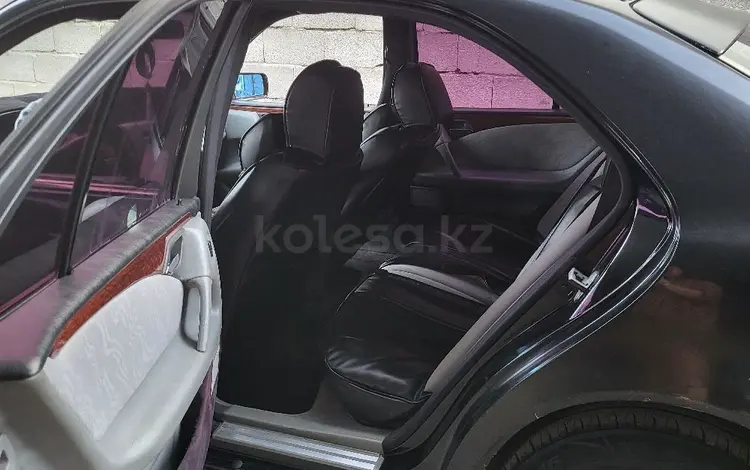 Mercedes-Benz E 320 1996 года за 2 700 000 тг. в Алматы