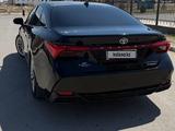 Toyota Avalon 2018 года за 12 000 000 тг. в Актау – фото 2