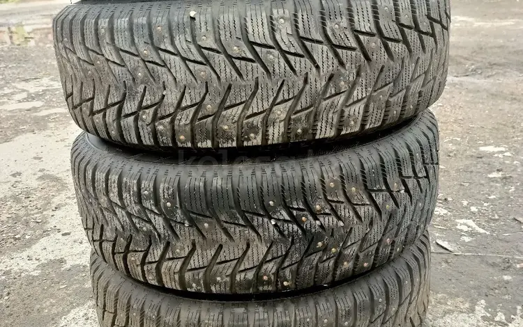 Резину на железных дисках в отличном состоянии за 100 000 тг. в Костанай