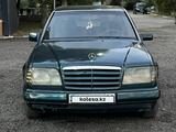 Mercedes-Benz E 200 1994 годаfor1 400 000 тг. в Караганда