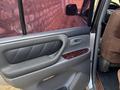 Toyota Land Cruiser 2001 года за 8 000 000 тг. в Актобе – фото 3