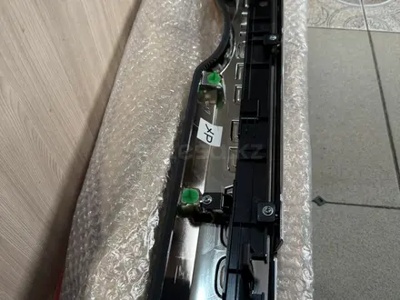 Накладка на крышку багажника, молдинг, хром, 76810-60060 за 46 000 тг. в Шымкент – фото 4