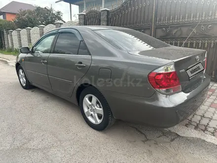 Toyota Camry 2005 года за 6 100 000 тг. в Алматы – фото 4