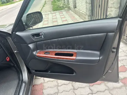 Toyota Camry 2005 года за 6 100 000 тг. в Алматы – фото 23