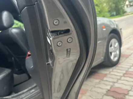 Toyota Camry 2005 года за 6 100 000 тг. в Алматы – фото 32