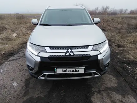 Mitsubishi Outlander 2019 года за 12 500 000 тг. в Петропавловск