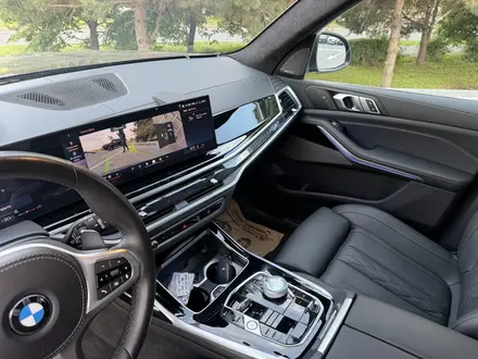 BMW X7 2023 года за 59 500 000 тг. в Алматы – фото 10