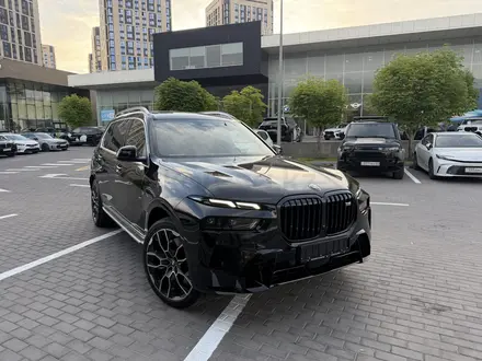 BMW X7 2023 года за 59 500 000 тг. в Алматы