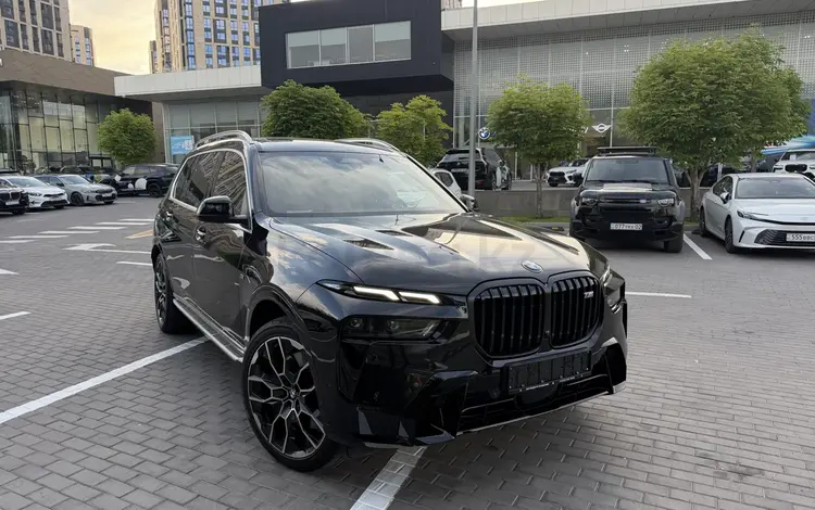 BMW X7 2023 годаүшін59 500 000 тг. в Алматы