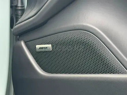 Porsche Taycan Black Edition 2026 года за 89 000 000 тг. в Астана – фото 16