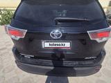Toyota Highlander 2016 года за 11 000 000 тг. в Актау – фото 3