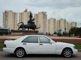 Mercedes-Benz S 320 1998 годаүшін4 750 000 тг. в Астана – фото 2