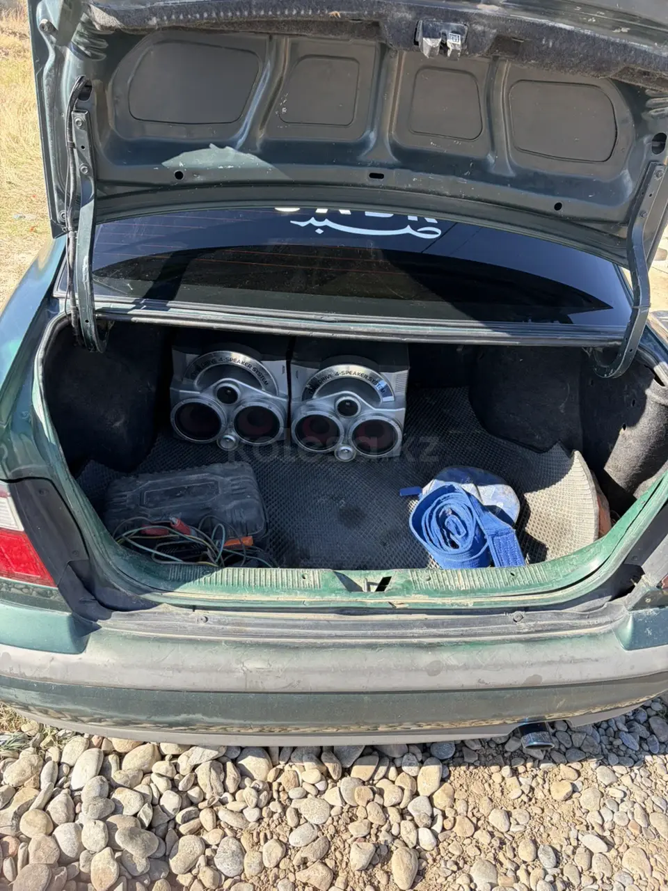 Mazda 626, 1998