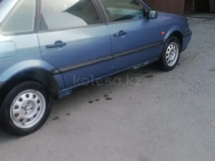 Volkswagen Passat 1995 года за 1 250 000 тг. в Костанай – фото 4